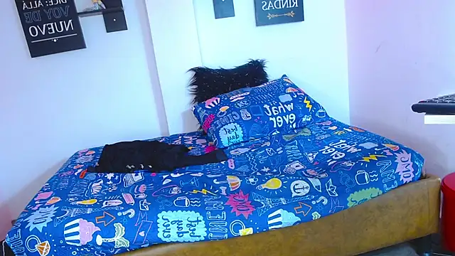 maria_paula___ webcam