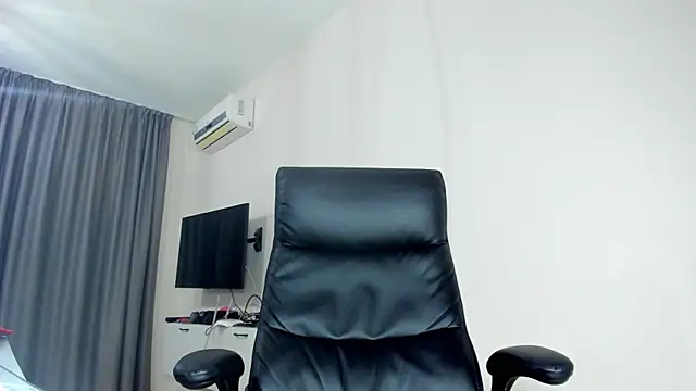 Findom_guy webcam