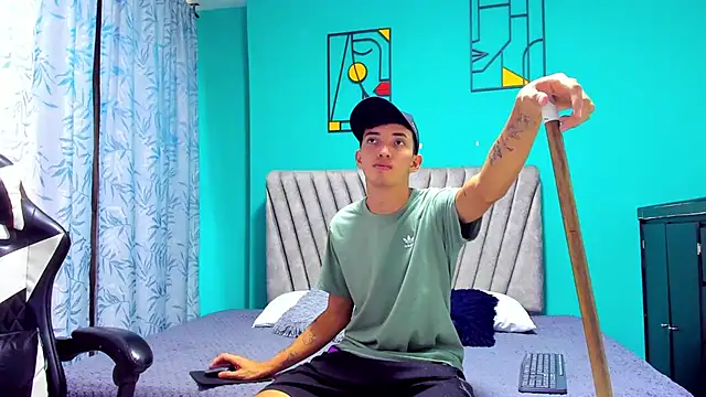 Maikol_Ortiz live sex cam