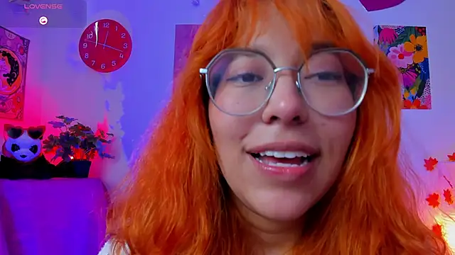 _Moon_Johnson webcam