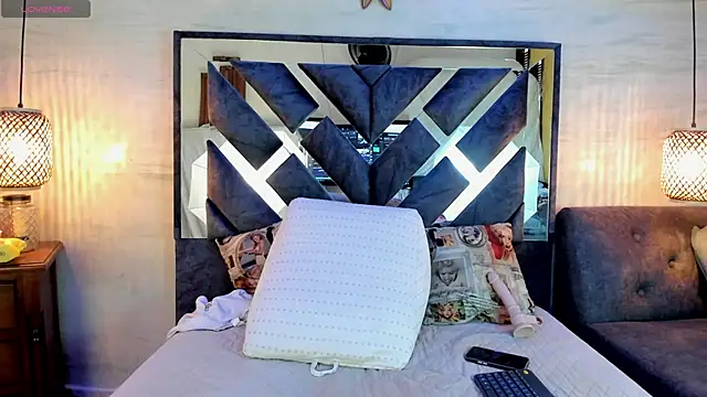 annie_vega17_ webcam