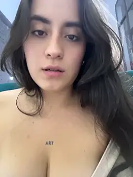 Antonella_Julieta webcam