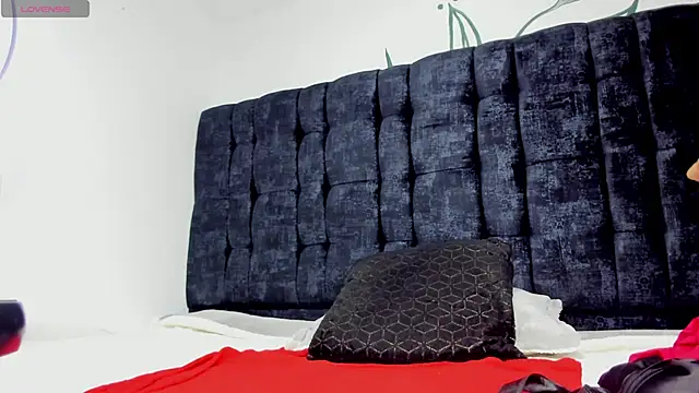 BONIE_WILLS live sex cam