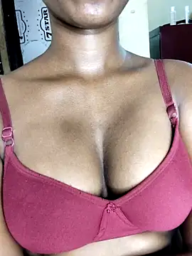 Webcam Model (Simran_0011)  is live.Free join now!