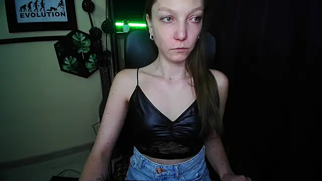 EmillyPlay webcam