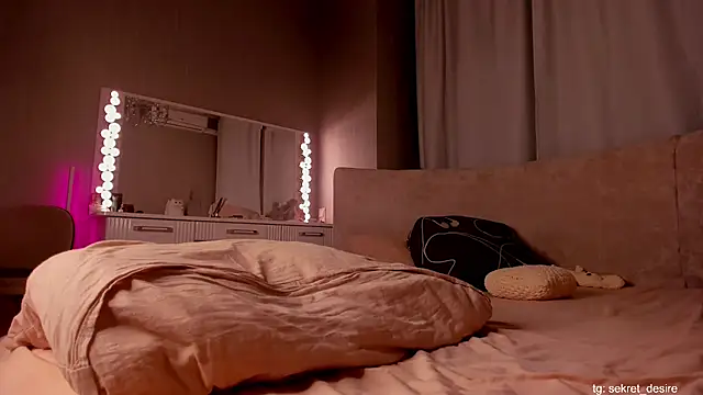 sincere_shyness webcam