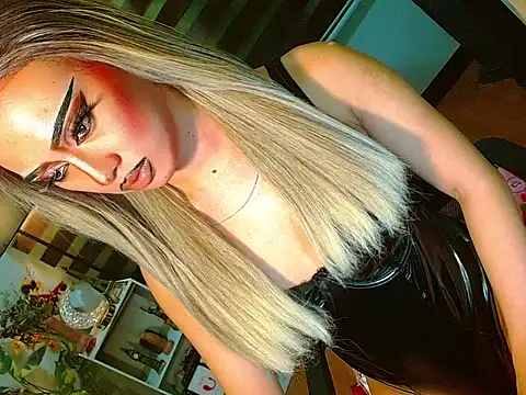 HOLLYWOOD_QUEEN_88 webcam