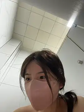 gougou13 - Gougou13's free webcam - UK Sex Cams