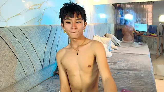 cococumps - Cococumps's free webcam - UK Sex Cams