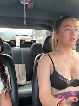 danielavegax (G young) - PLUG ANAL 💦🍑