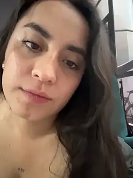 Antonella_Julieta webcam