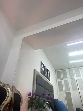 ValentinaCruzz webcam