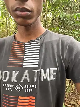 julexsw (M young) - play with your big cock close up🍌