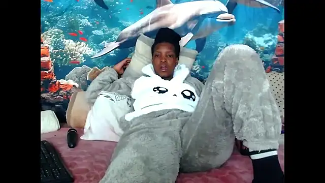 AfricanBarbiee69 webcam