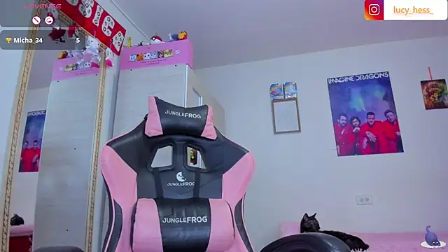 Lucyy-hess webcam