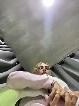 alicev_kitty - Alicev_kitty's free webcam - UK Sex Cams