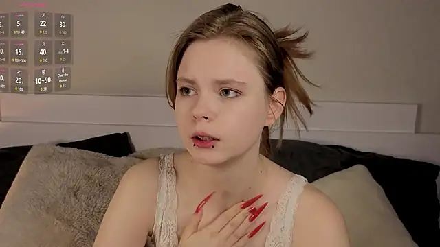 julietterain (F young) - shake tits