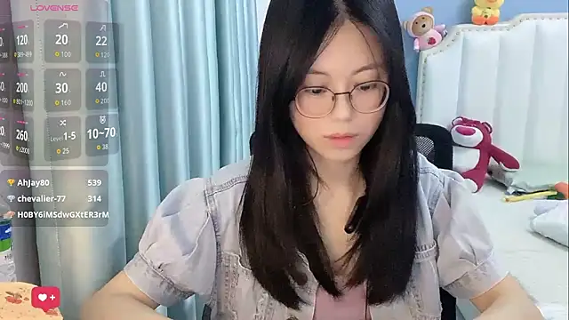 美女Luna-666在线直播