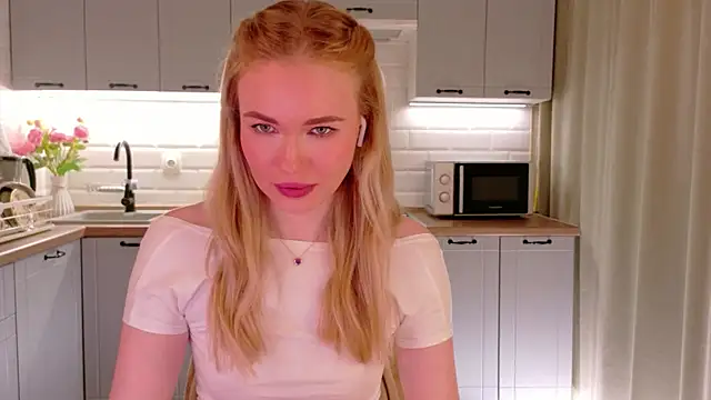 Veronika_Mitchel webcam