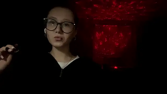 AdelleBaggenstoss webcam