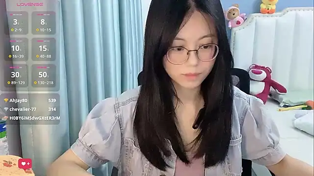 美女Luna-666在线直播