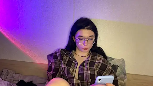 RenataBrought webcam