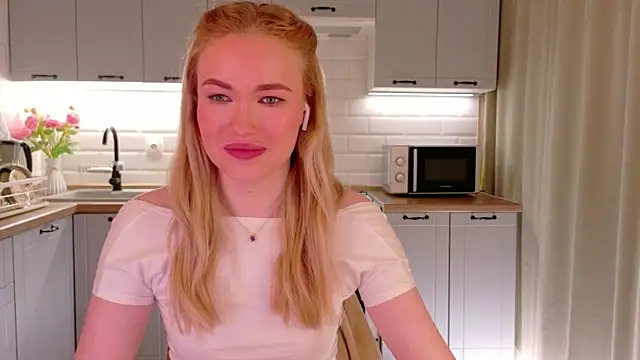 Veronika_Mitchel webcam