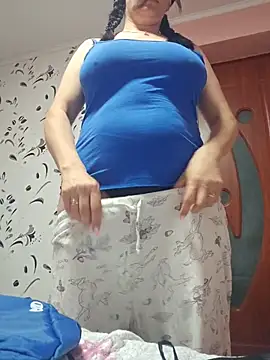 kristenvega (F milf) - Slap ass