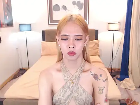 PreciousAmore webcam