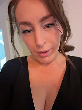 ChristinaSiemone - Live Cams