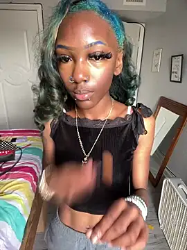 Loopsies Stripchat cam model