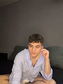 MaxWoolf live sex cam