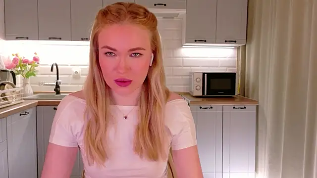 Veronika_Mitchel webcam