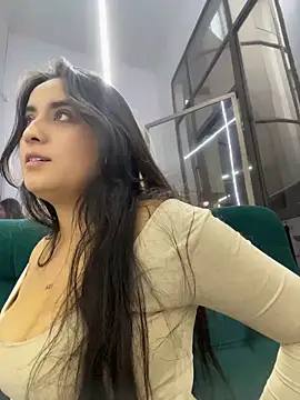 Antonella_Julieta webcam