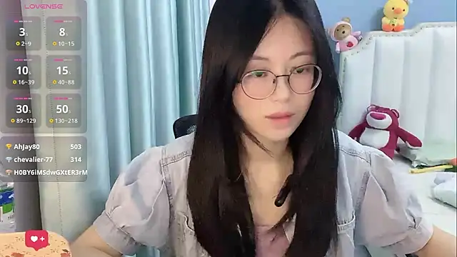 美女Luna-666在线直播