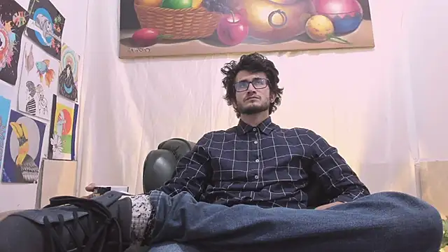 Loggan_donnelly webcam