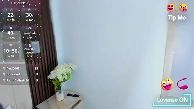 Victoria_Guzman webcam