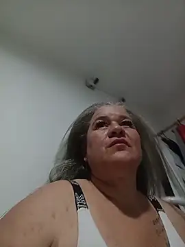 CheekySnowQueen_69 webcam