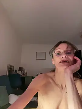 Chris06d22@xh webcam