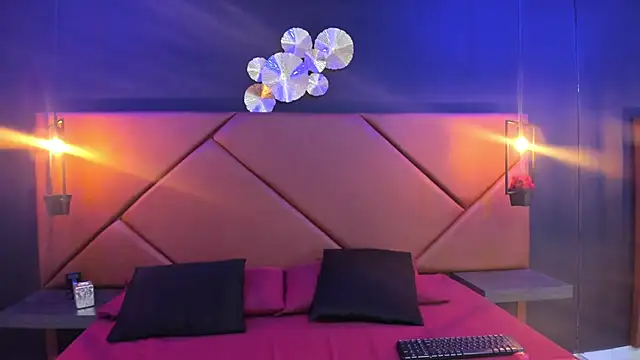 Miley_collinss webcam