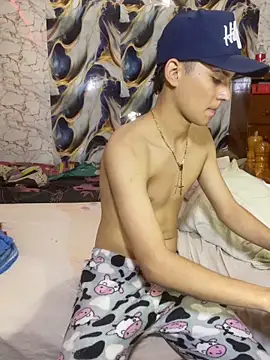 artursmith (M twink) - show cum