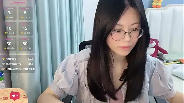 美女Luna-666在线直播