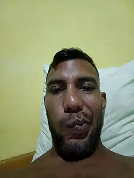 UnreadyChutzpa webcam