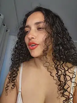 Lucy_Marin webcam