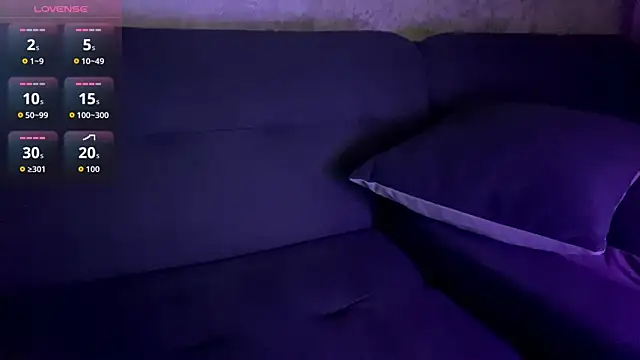 SophieNiktashu webcam