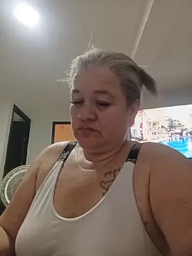 CheekySnowQueen_69 webcam