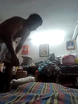 Hot-couplee69 webcam