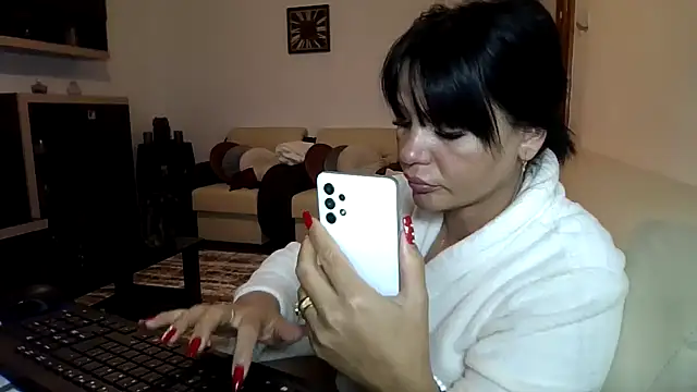 Ella_sweety00 webcam