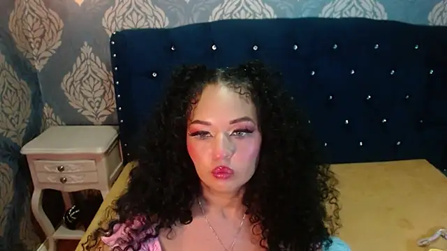 Sofiacowperx webcam