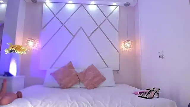 isabellashine webcam